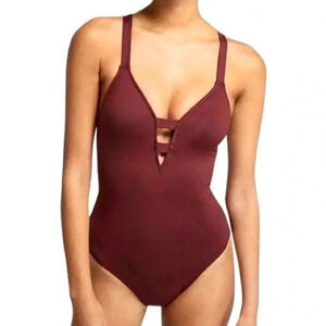 Nip Tuck Donna One-Piece Swimsuit